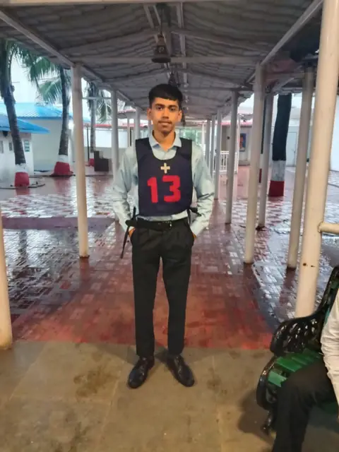 Candidate at the SSB with chest number